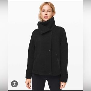 Lululemon Show Me the Sherpa Jacket - Black